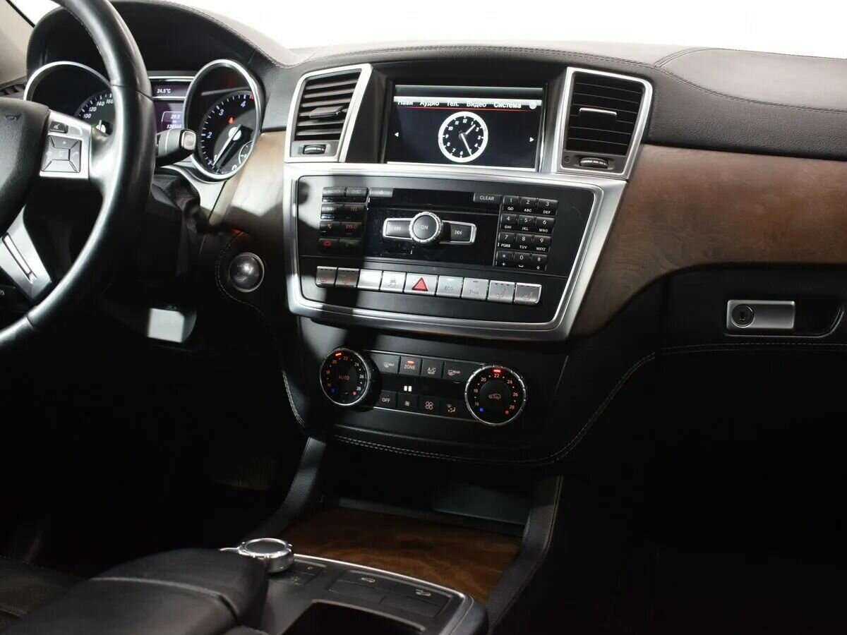 Б/У Мерседес-Бенц М-Класс 2014 года. Фото: #11