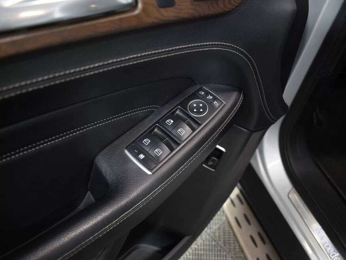 Б/У Мерседес-Бенц М-Класс 2014 года. Фото: #14