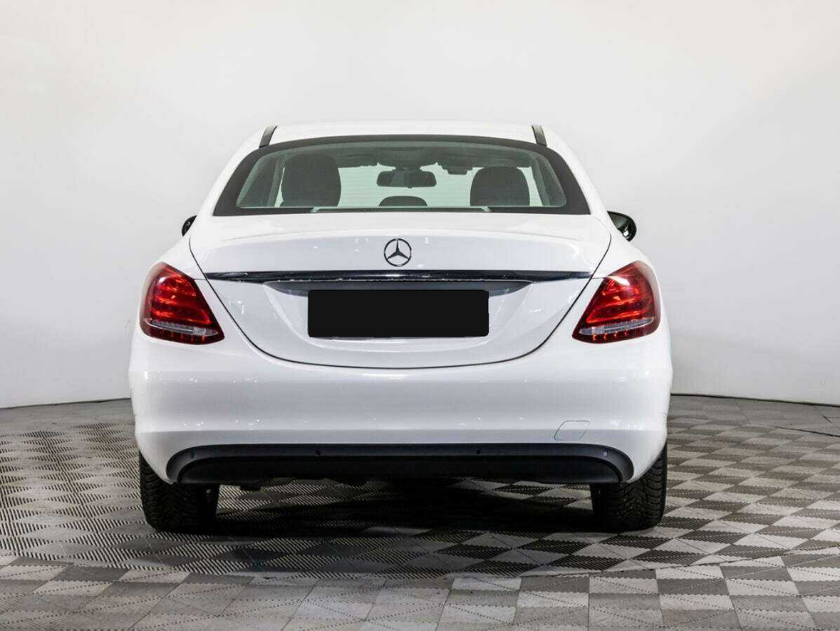 Б/У Мерседес-Бенц Ц-Класс 2017 года. Фото: #5