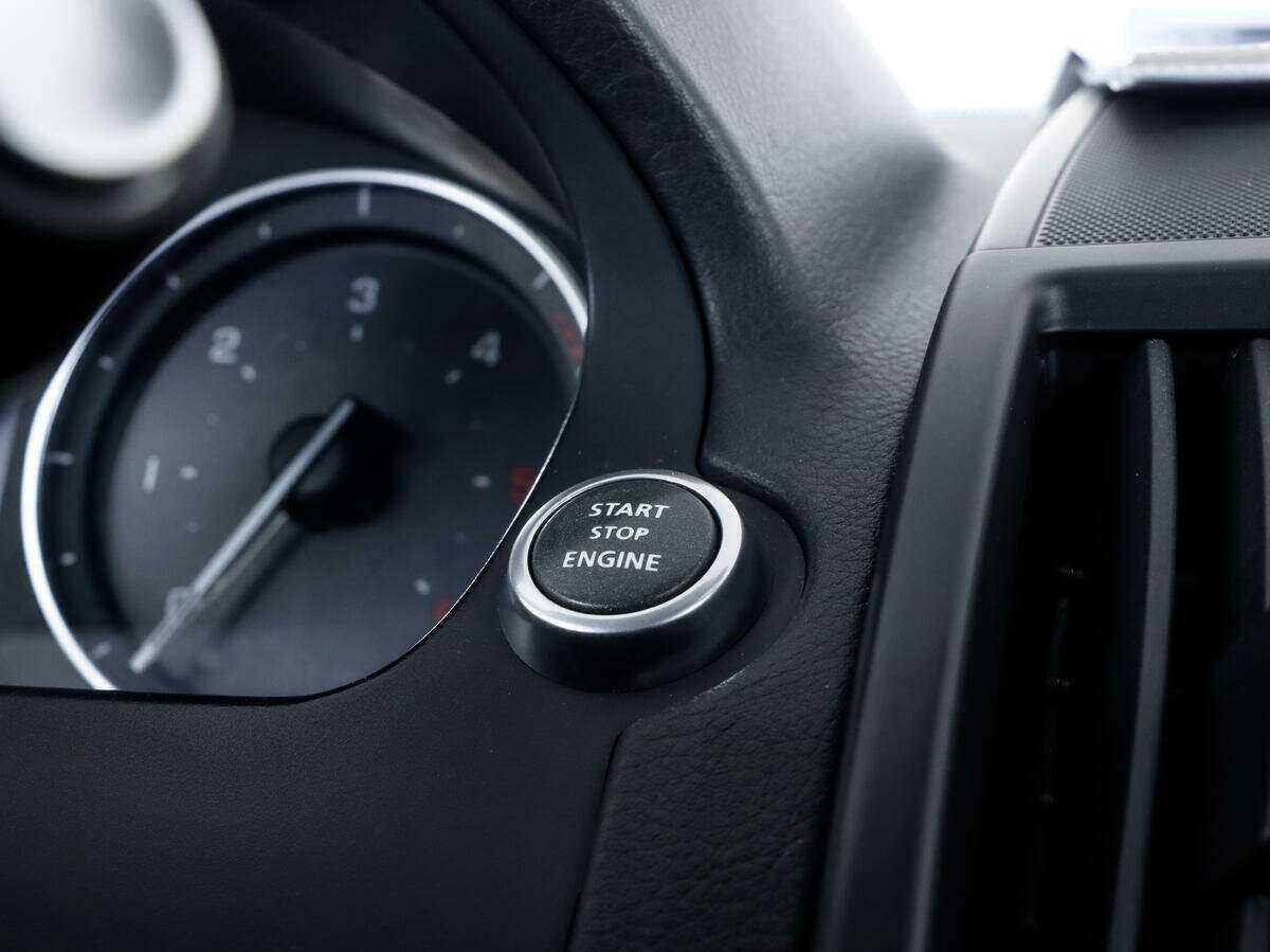 Б/У Лэнд Ровер Фрилендер 2014 года. Фото: #17