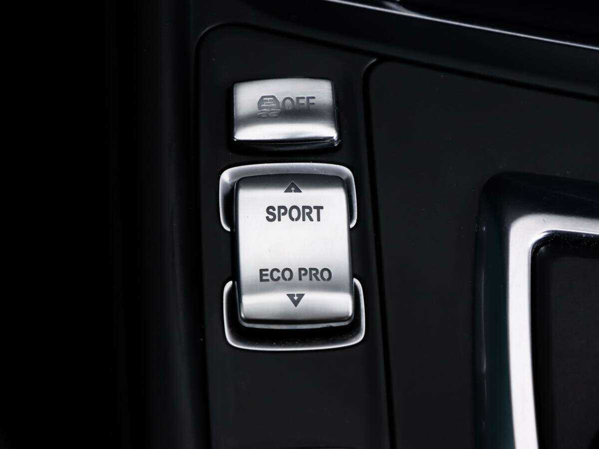 Б/У БМВ 3 серии 2012 года. Фото: #15