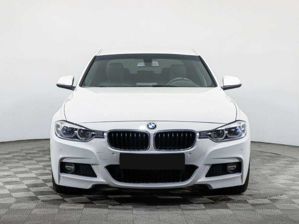 Б/У БМВ 3 серии 2018 года. Фото: #1