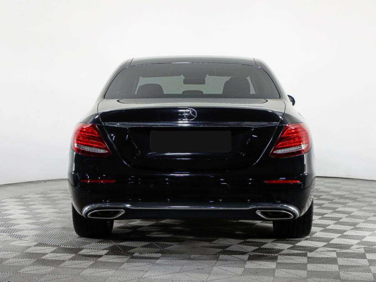 Б/У Мерседес-Бенц Е-Класс 2016 года. Фото: #5