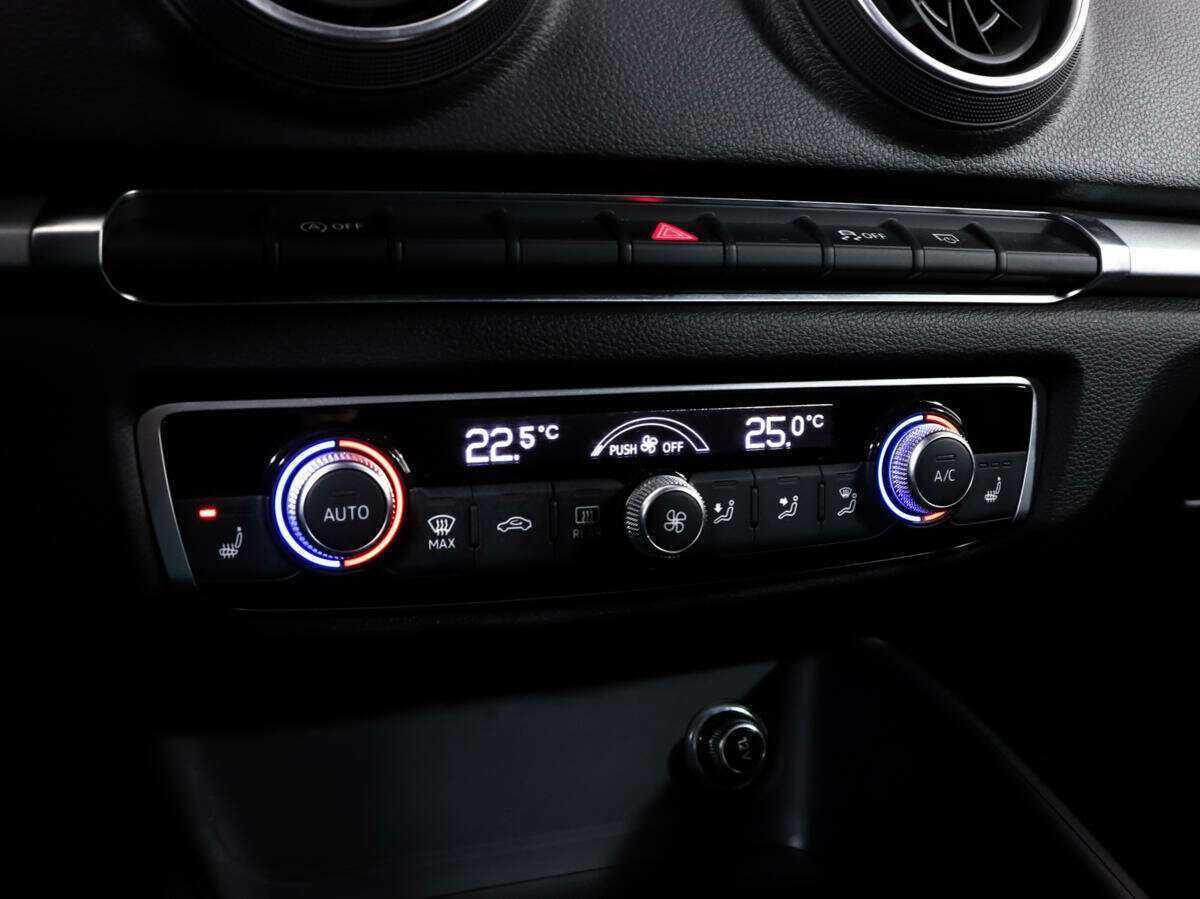 Б/У Ауди А3 2020 года. Фото: #13