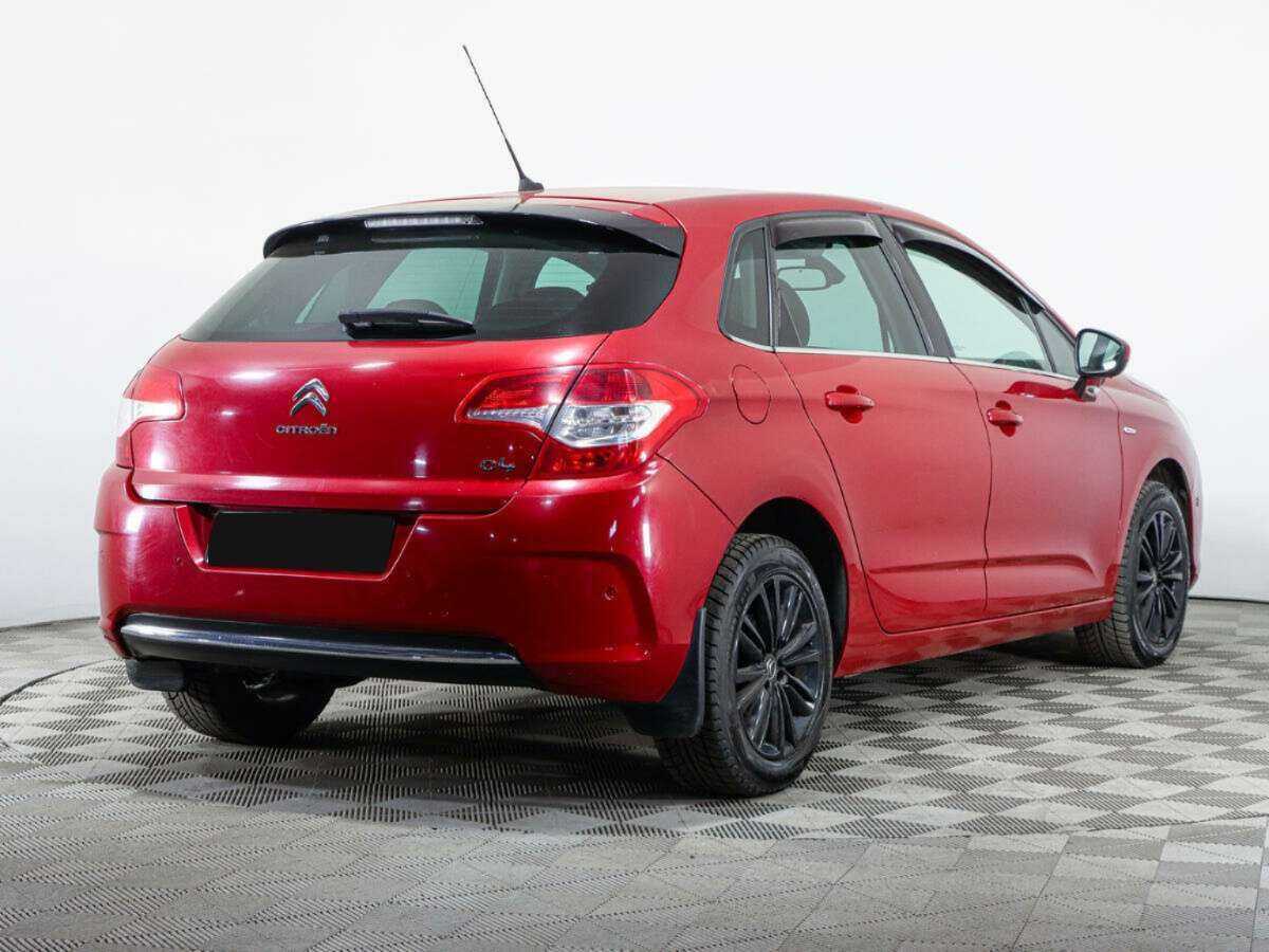 Б/У Ситроен Ц4 2013 года. Фото: #4