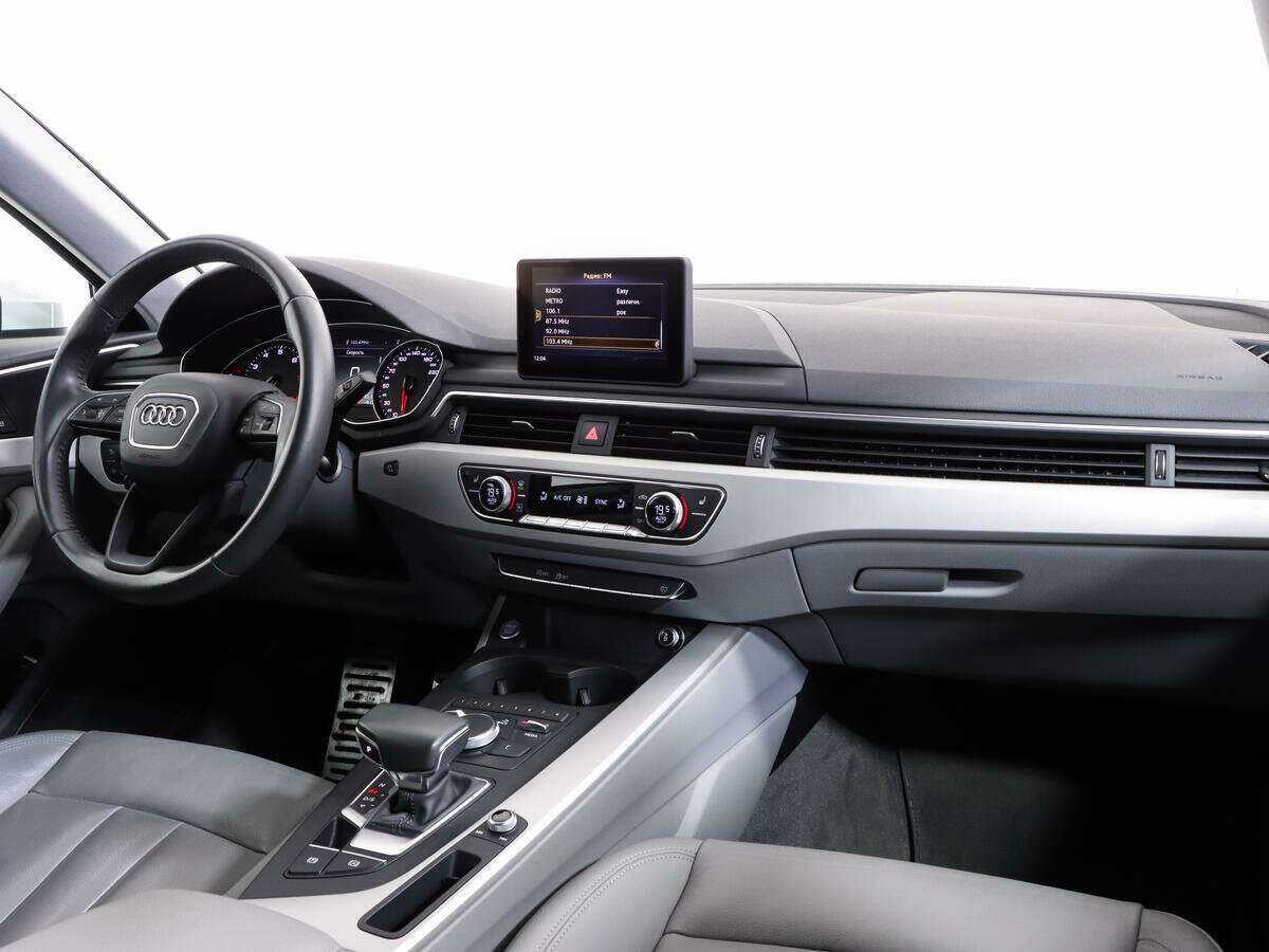 Б/У Ауди А4 2019 года. Фото: #6