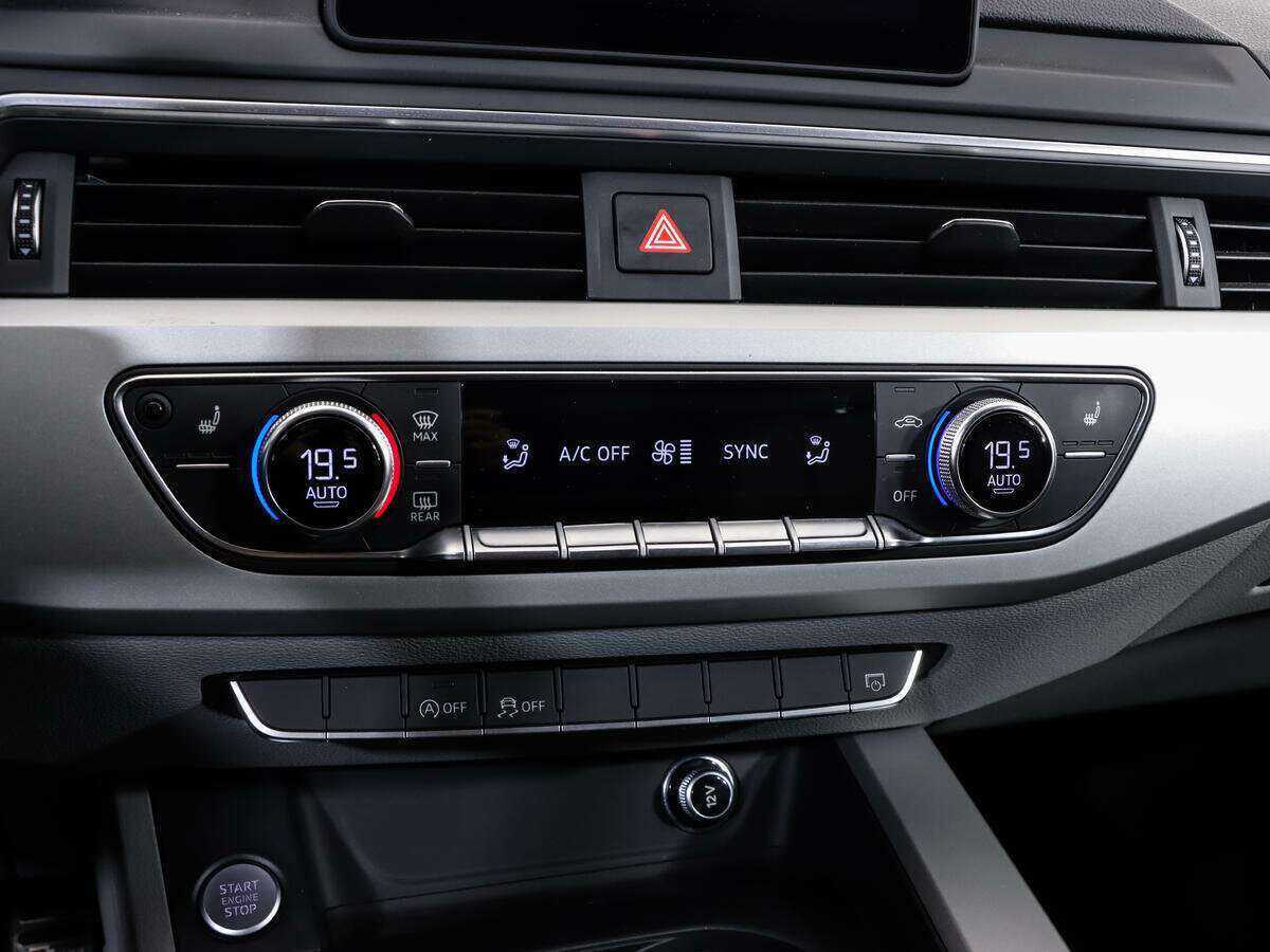 Б/У Ауди А4 2019 года. Фото: #12