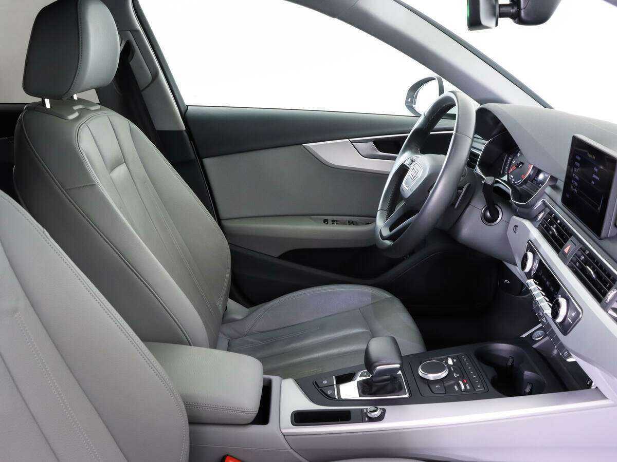 Б/У Ауди А4 2019 года. Фото: #17