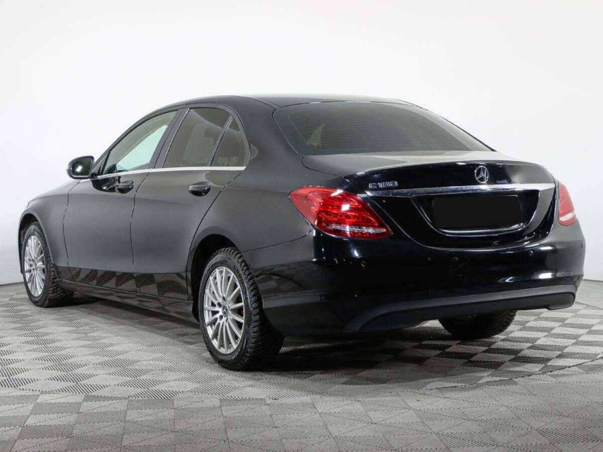 Б/У Мерседес-Бенц Ц-Класс 2018 года. Фото: #6