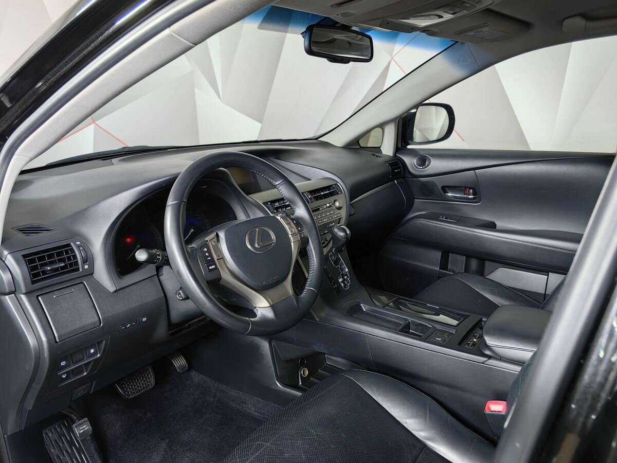 Б/У Лексус Р-Икс 2012 года. Фото: #13