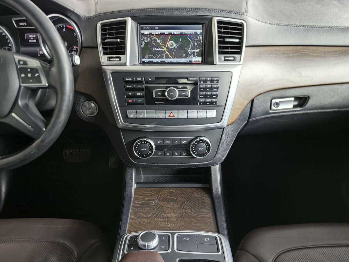 Б/У Мерседес-Бенц М-Класс 2014 года. Фото: #10