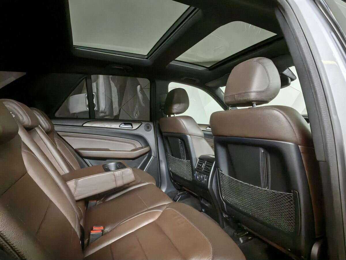 Б/У Мерседес-Бенц М-Класс 2014 года. Фото: #11