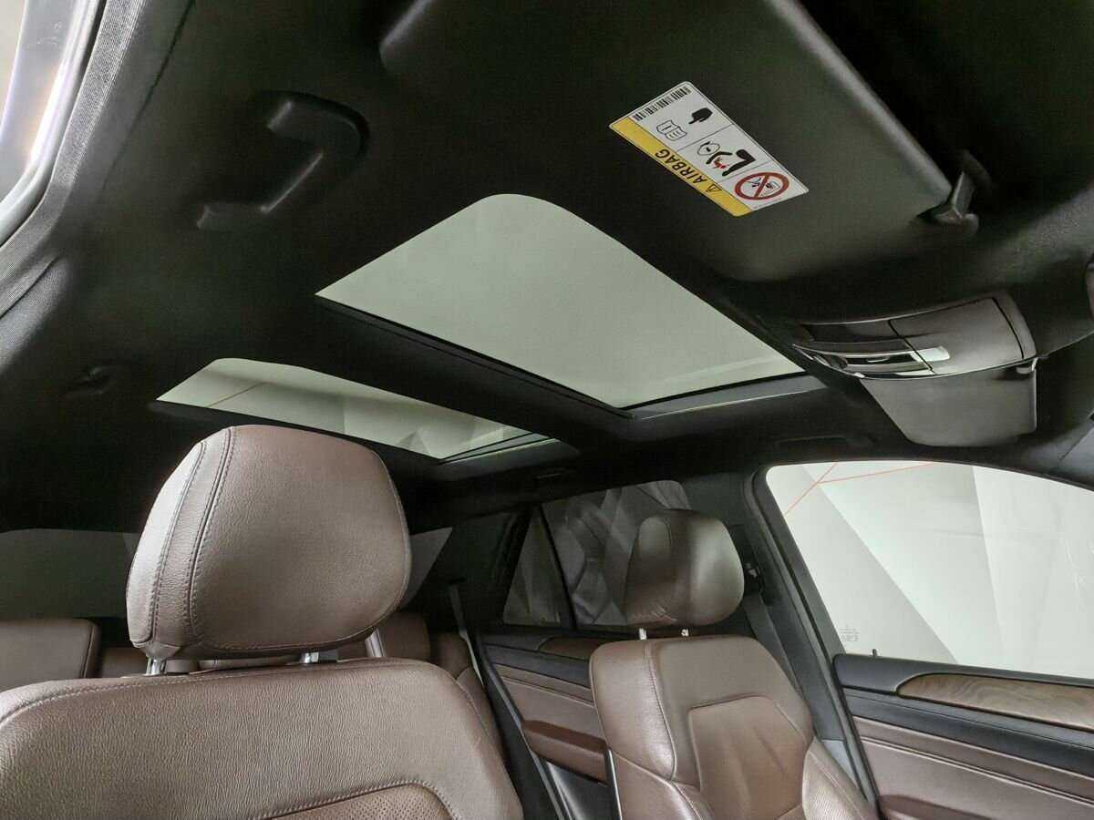 Б/У Мерседес-Бенц М-Класс 2014 года. Фото: #16