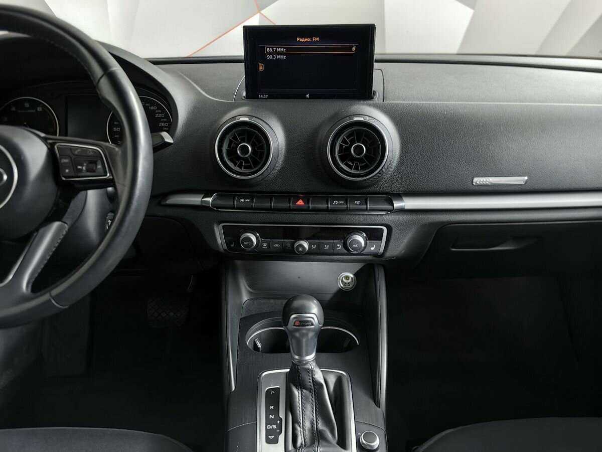 Б/У Ауди А3 2019 года. Фото: #10