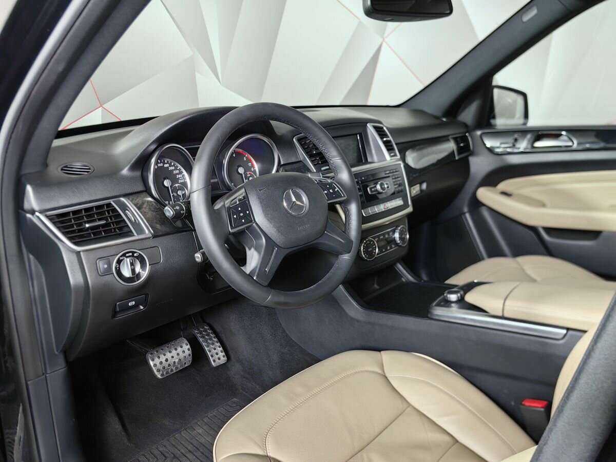 Б/У Мерседес-Бенц М-Класс 2013 года. Фото: #13