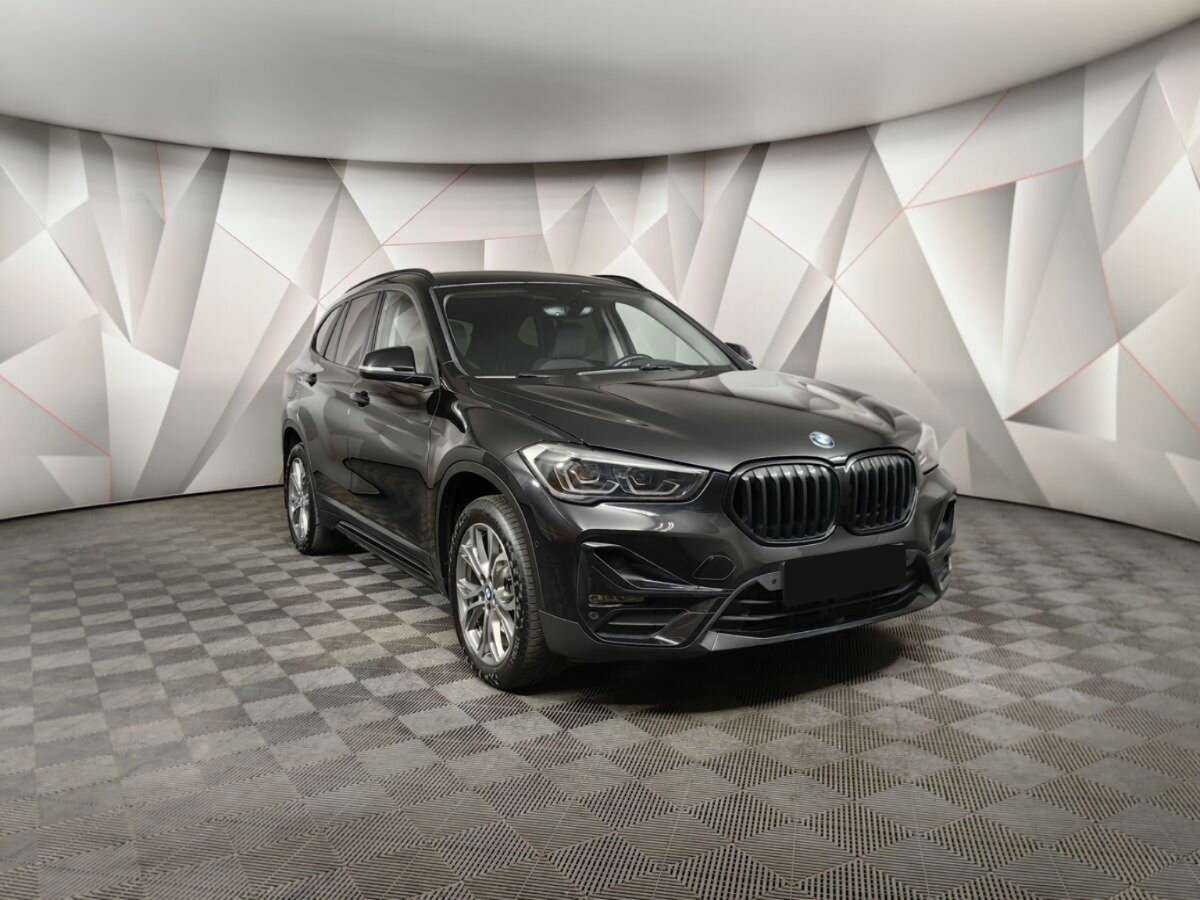 BMW X1 2020 года с пробегом. Фото: #2