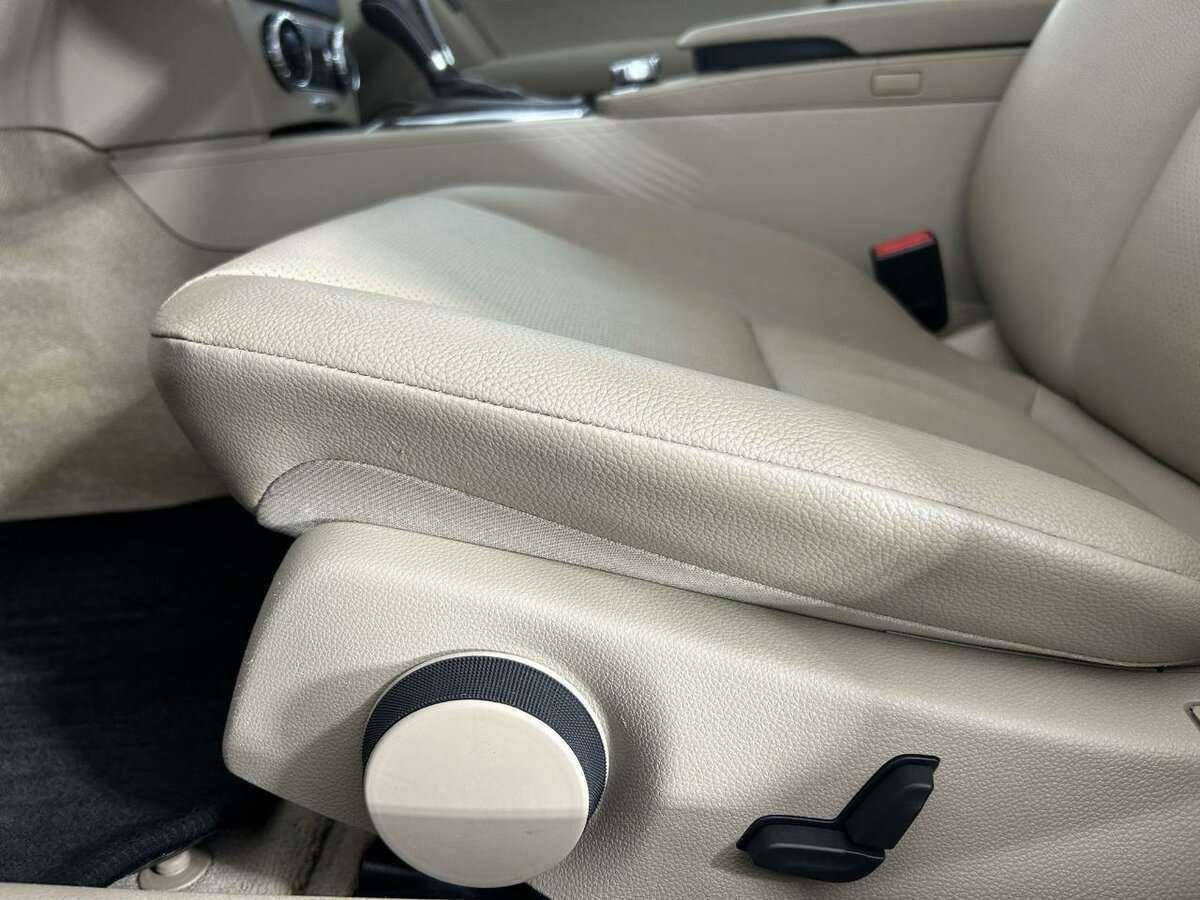 Б/У Мерседес-Бенц Ц-Класс 2013 года. Фото: #8