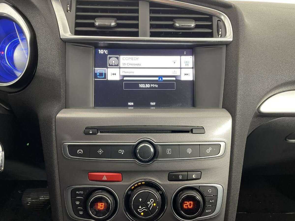 Б/У Ситроен Ц4 2018 года. Фото: #11