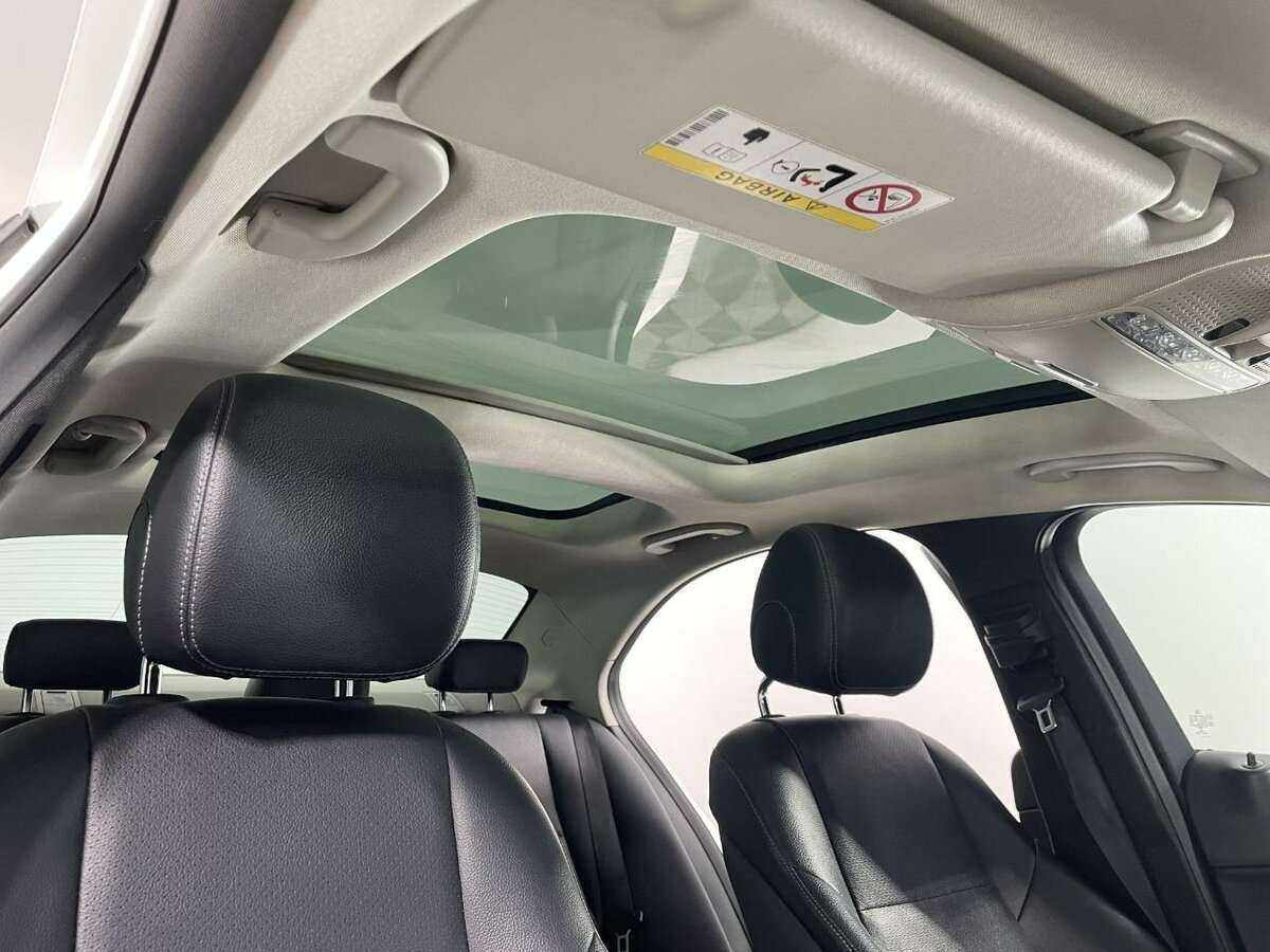 Б/У Мерседес-Бенц Ц-Класс 2015 года. Фото: #14