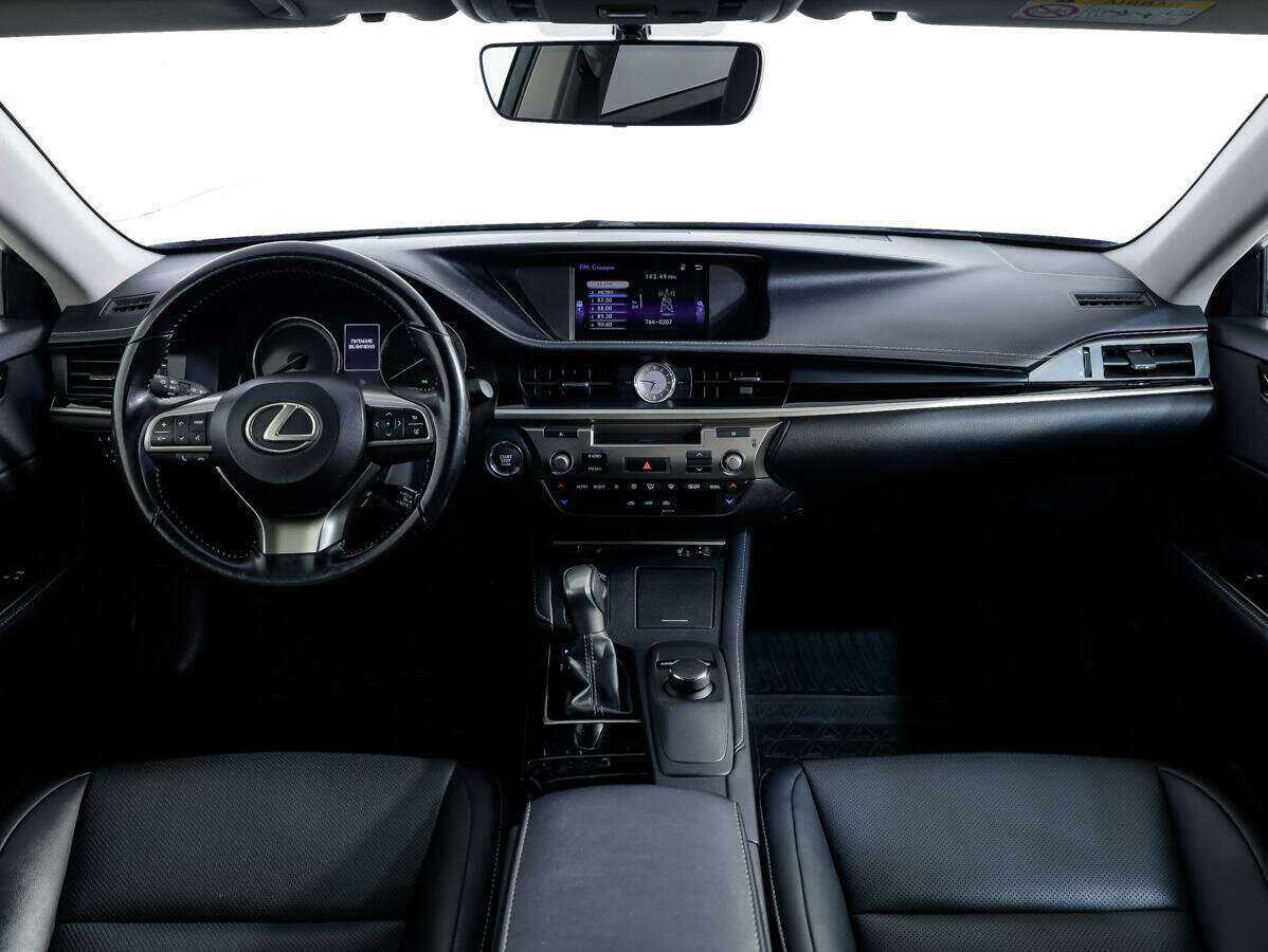 Б/У Лексус ЕС 2017 года. Фото: #9