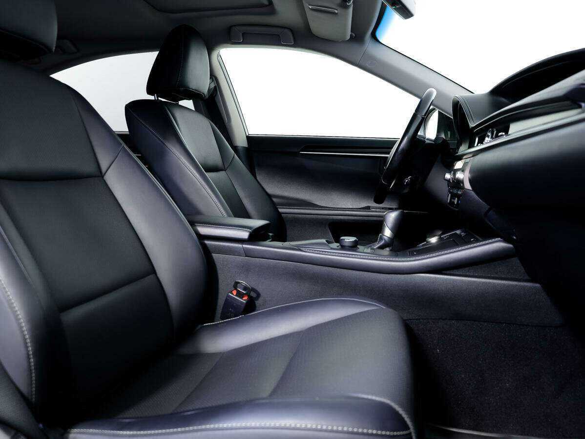 Б/У Лексус ЕС 2017 года. Фото: #13