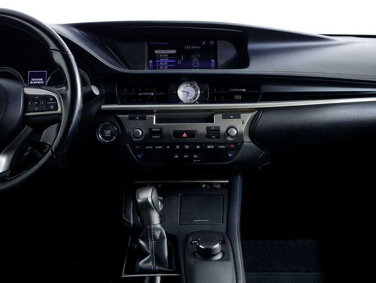 Б/У Лексус ЕС 2017 года. Фото: #15