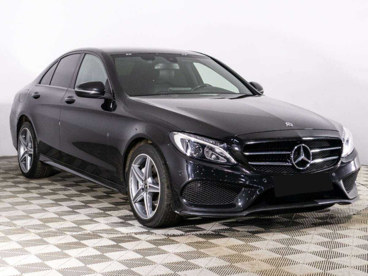 Б/У Мерседес-Бенц Ц-Класс 2018 года. Фото: #2