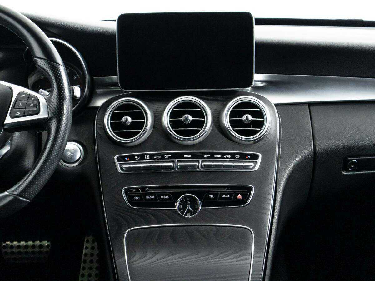 Б/У Мерседес-Бенц Ц-Класс 2018 года. Фото: #13