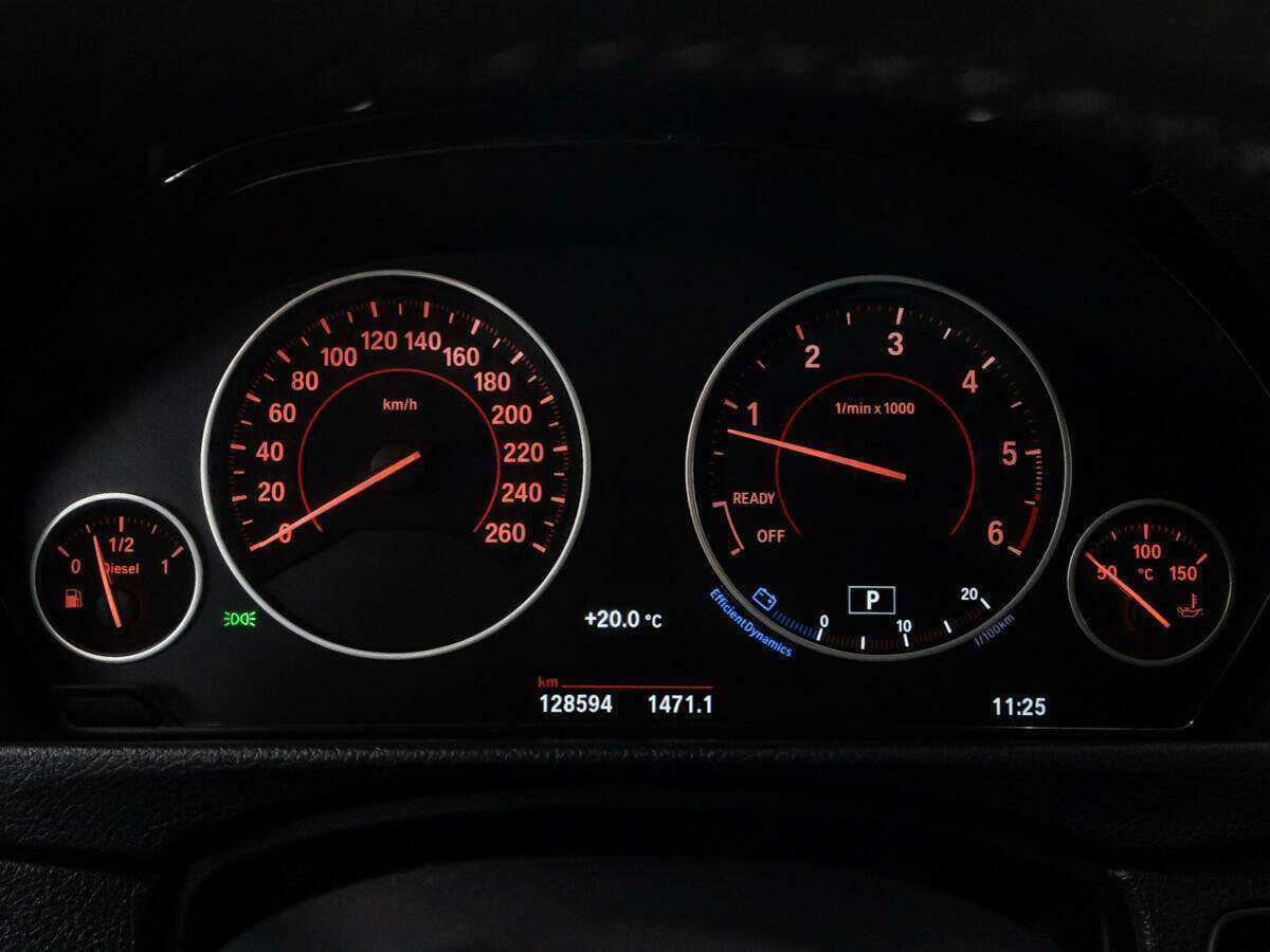 Б/У БМВ 3 серии 2016 года. Фото: #11