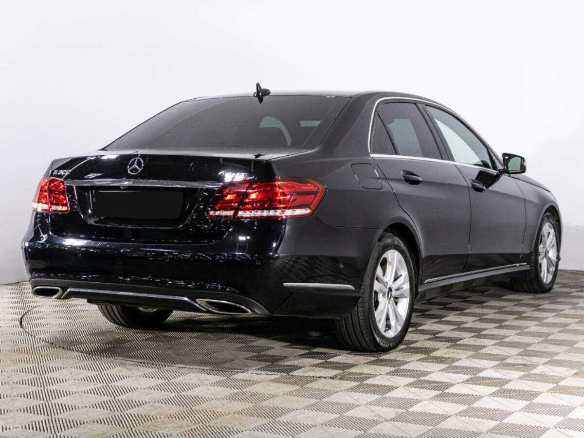 Б/У Мерседес-Бенц Е-Класс 2014 года. Фото: #4
