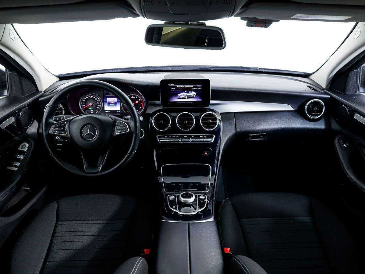 Б/У Мерседес-Бенц Ц-Класс 2018 года. Фото: #10