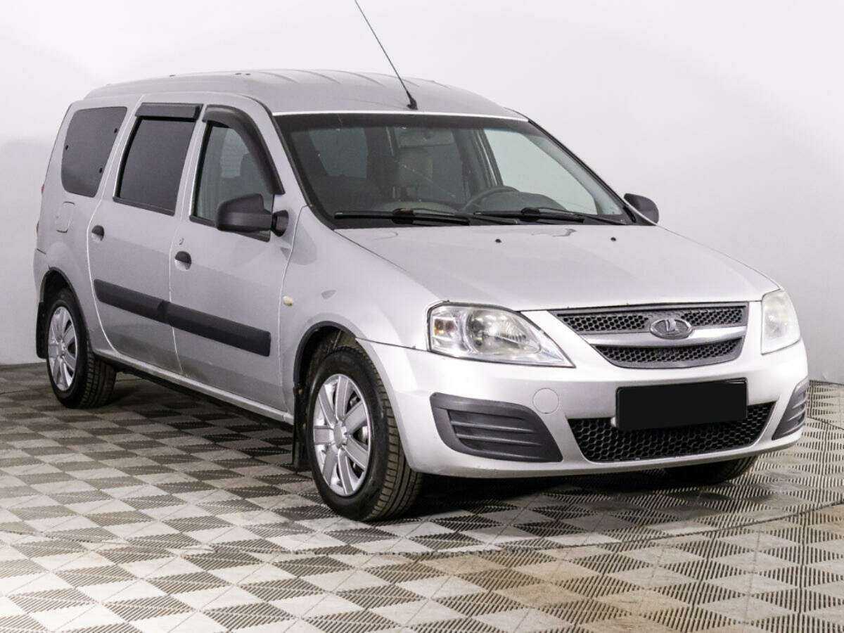 Б/У Лада (ВАЗ) Ларгус 2015 года. Фото: #2