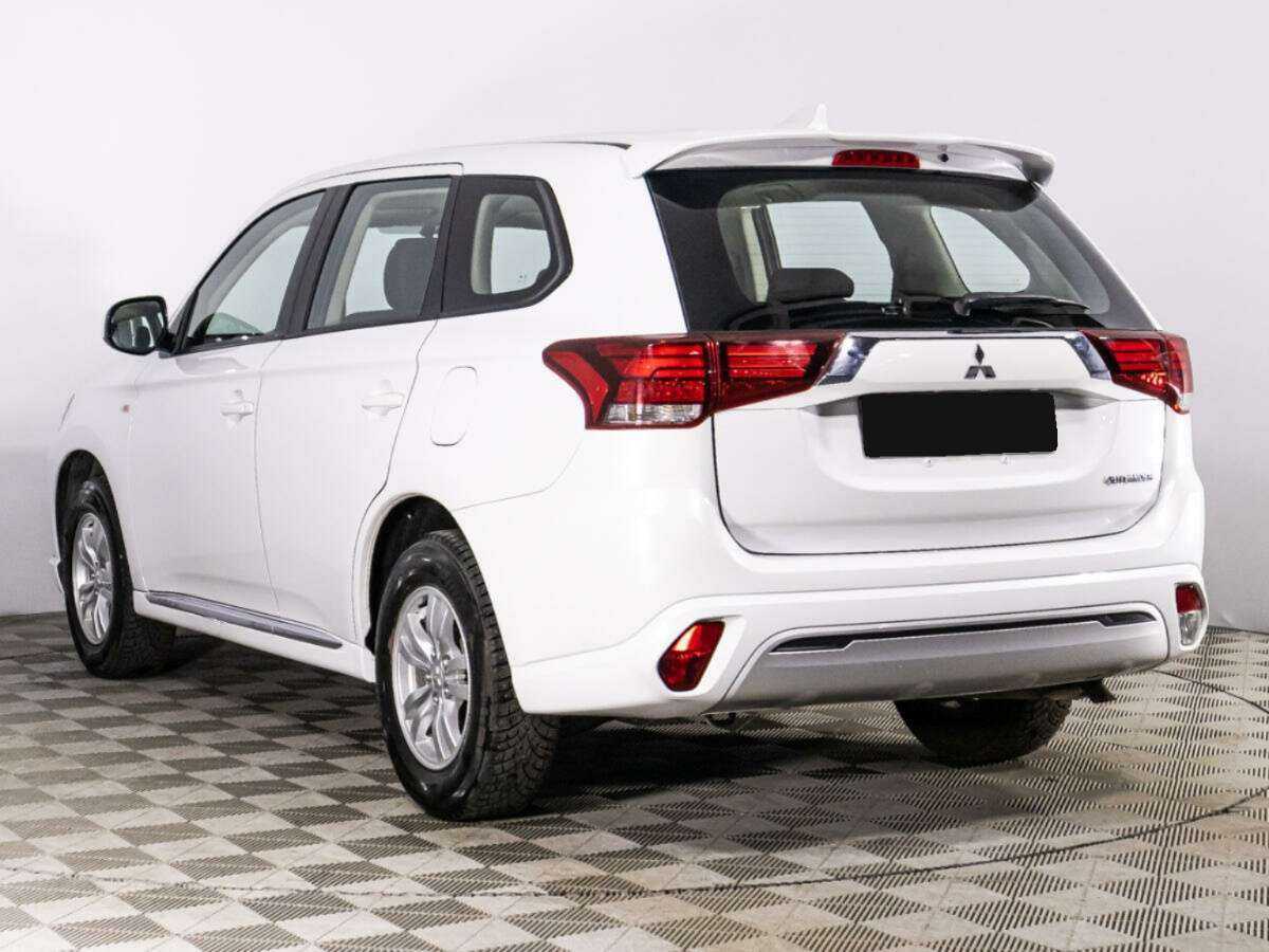 Mitsubishi Outlander 2022 года с пробегом. Фото: #6
