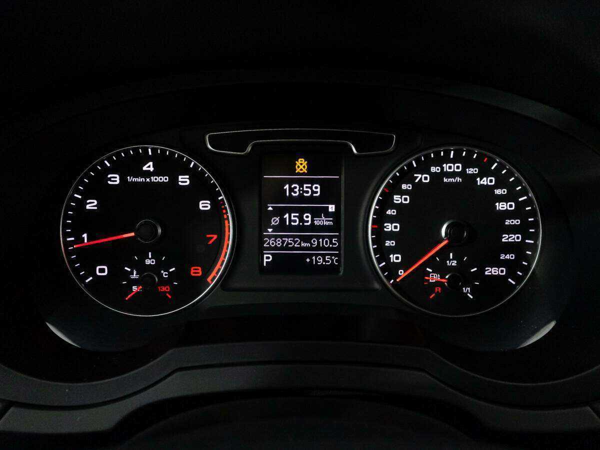 Б/У Ауди К3 2013 года. Фото: #11