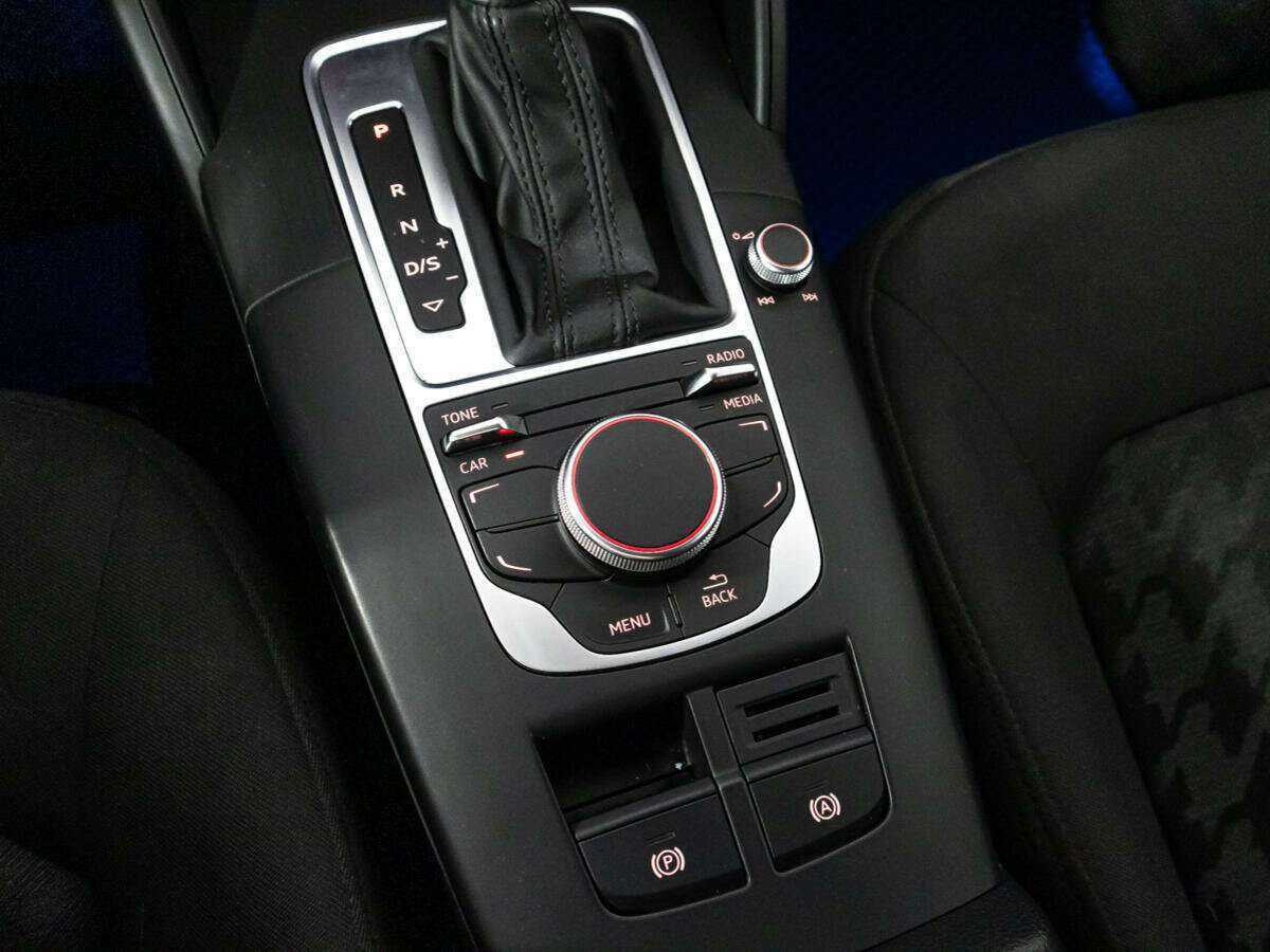 Б/У Ауди А3 2015 года. Фото: #15