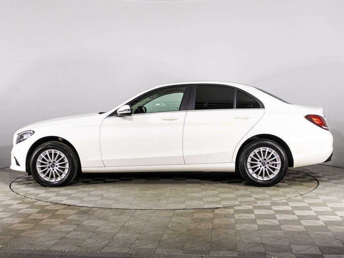 Б/У Мерседес-Бенц Ц-Класс 2019 года. Фото: #7