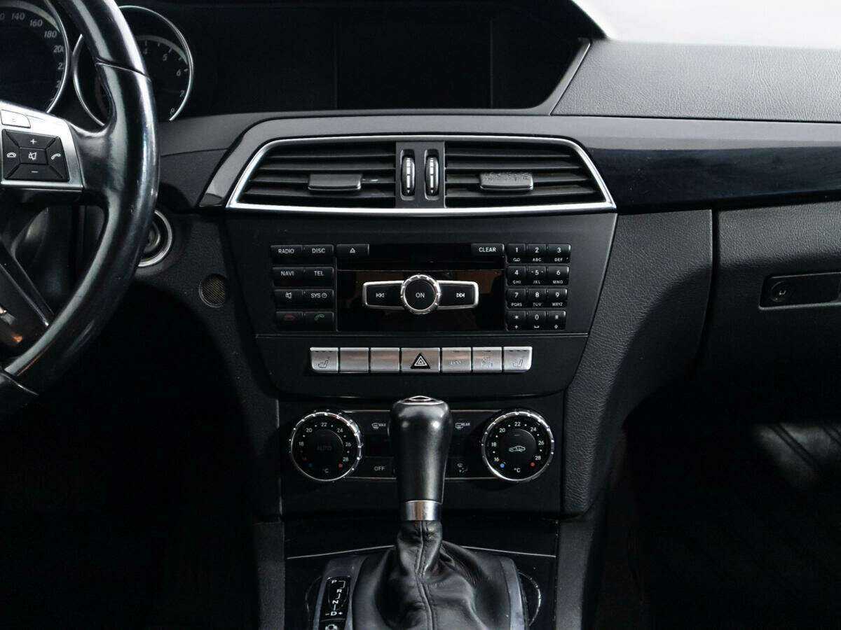 Б/У Мерседес-Бенц Ц-Класс 2012 года. Фото: #13