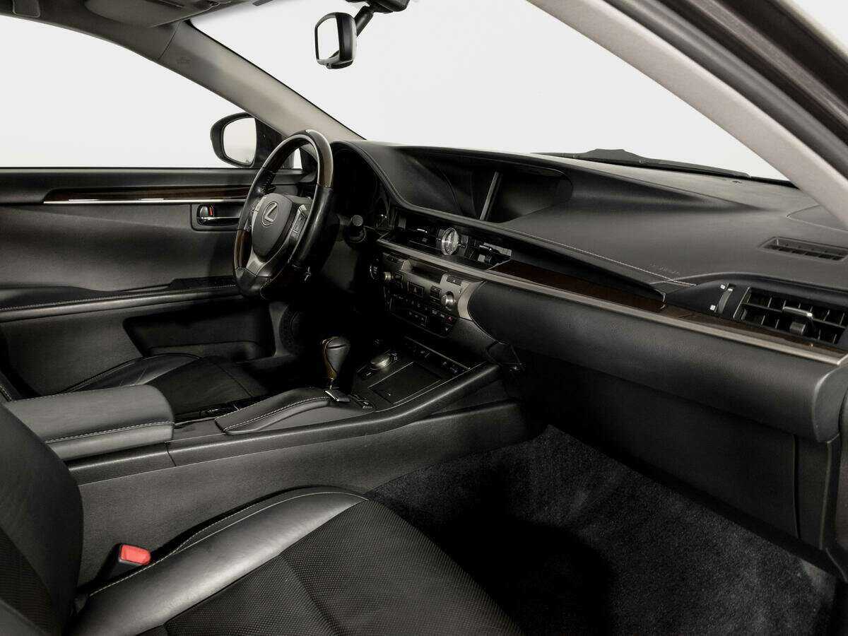 Б/У Лексус ЕС 2013 года. Фото: #8