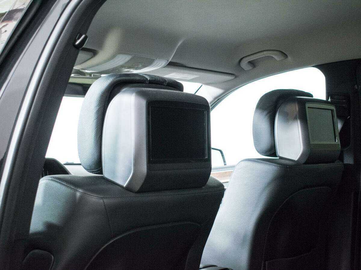 Б/У Мерседес-Бенц Е-Класс 2012 года. Фото: #4