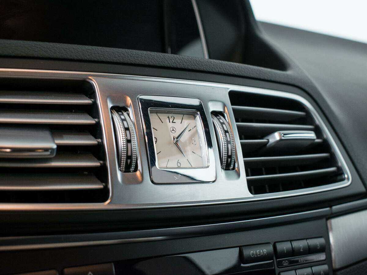 Б/У Мерседес-Бенц Е-Класс 2014 года. Фото: #14