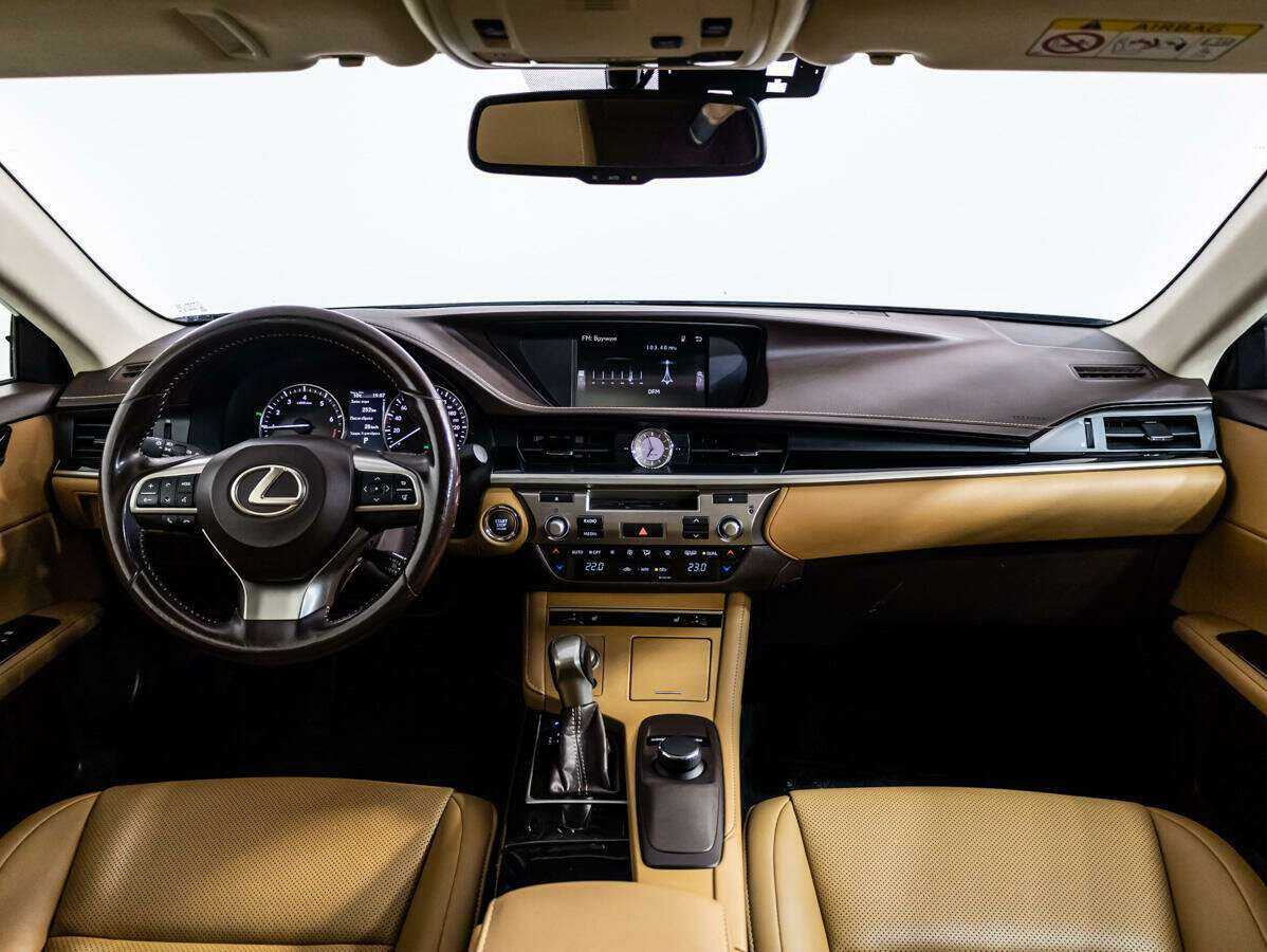 Б/У Лексус ЕС 2016 года. Фото: #8