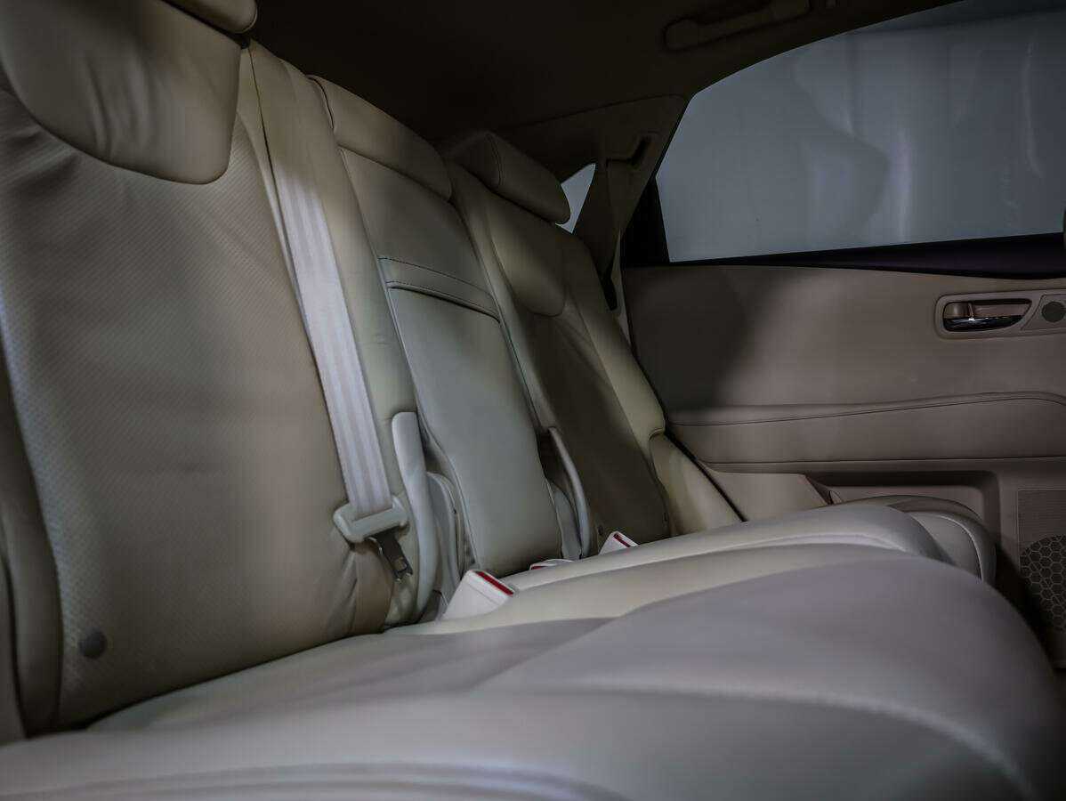 Б/У Лексус Р-Икс 2012 года. Фото: #10