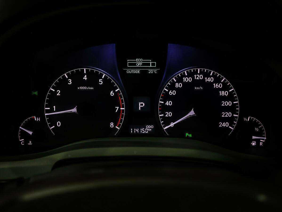 Б/У Лексус Р-Икс 2012 года. Фото: #21