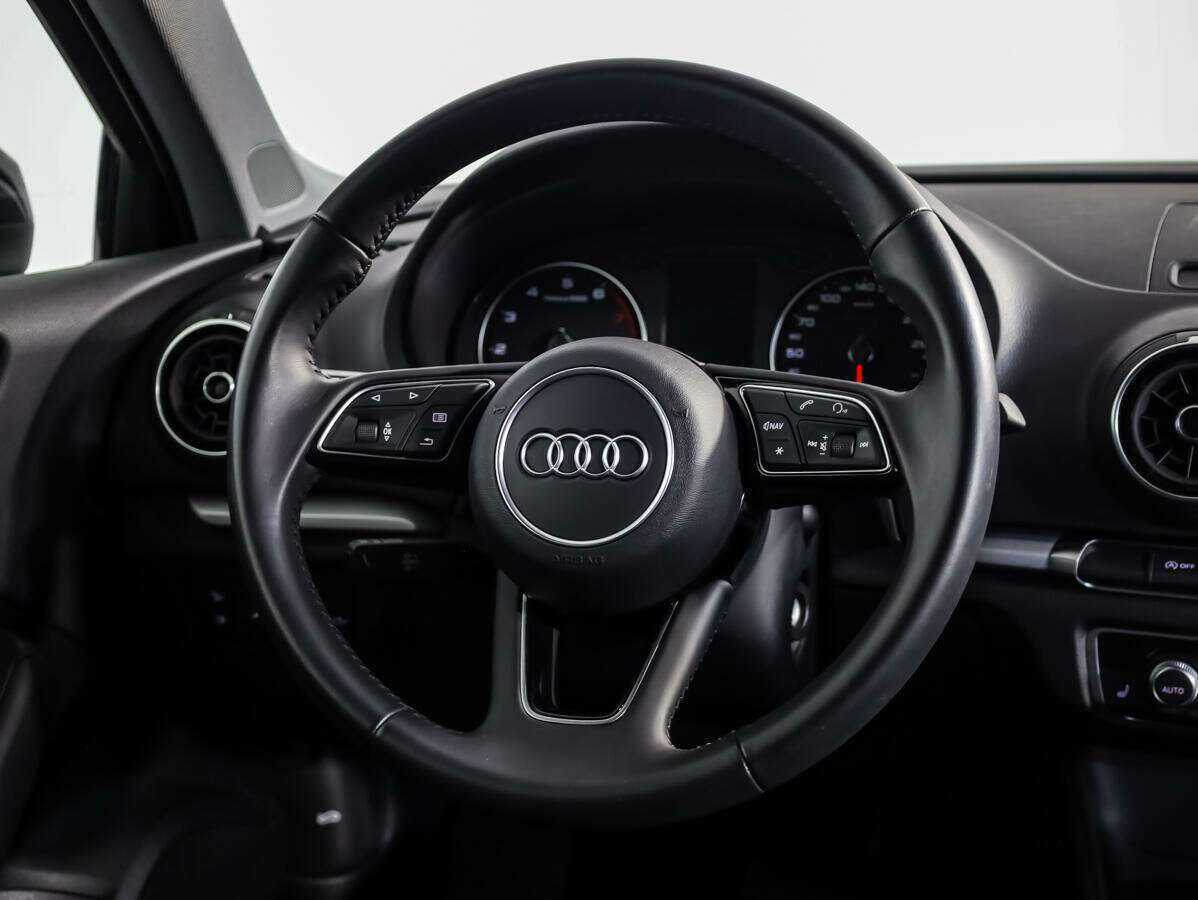 Б/У Ауди А3 2019 года. Фото: #9