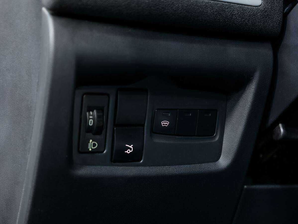 Б/У Ситроен Ц4 2013 года. Фото: #17