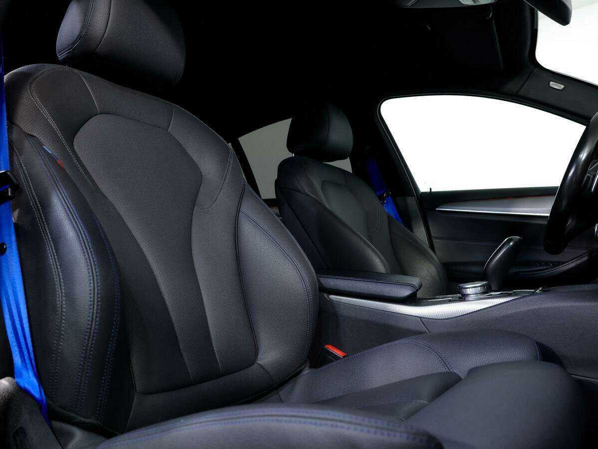 Б/У БМВ 5 серии 2018 года. Фото: #9