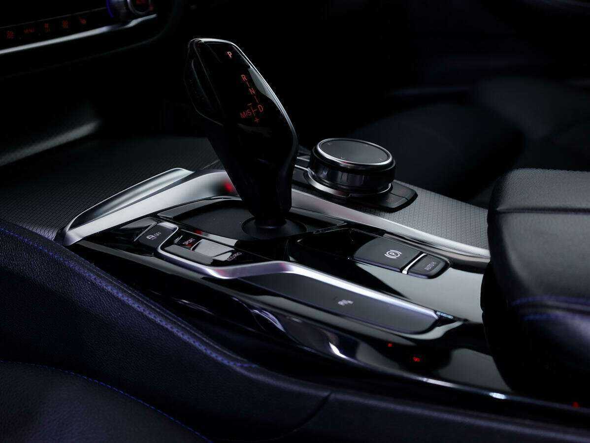 Б/У БМВ 5 серии 2018 года. Фото: #12