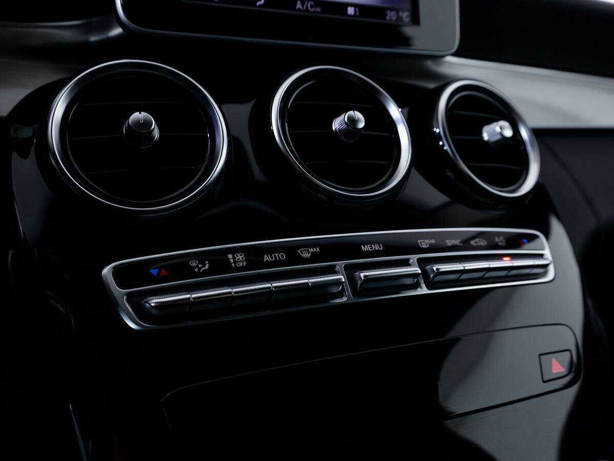 Б/У Мерседес-Бенц Ц-Класс 2014 года. Фото: #14