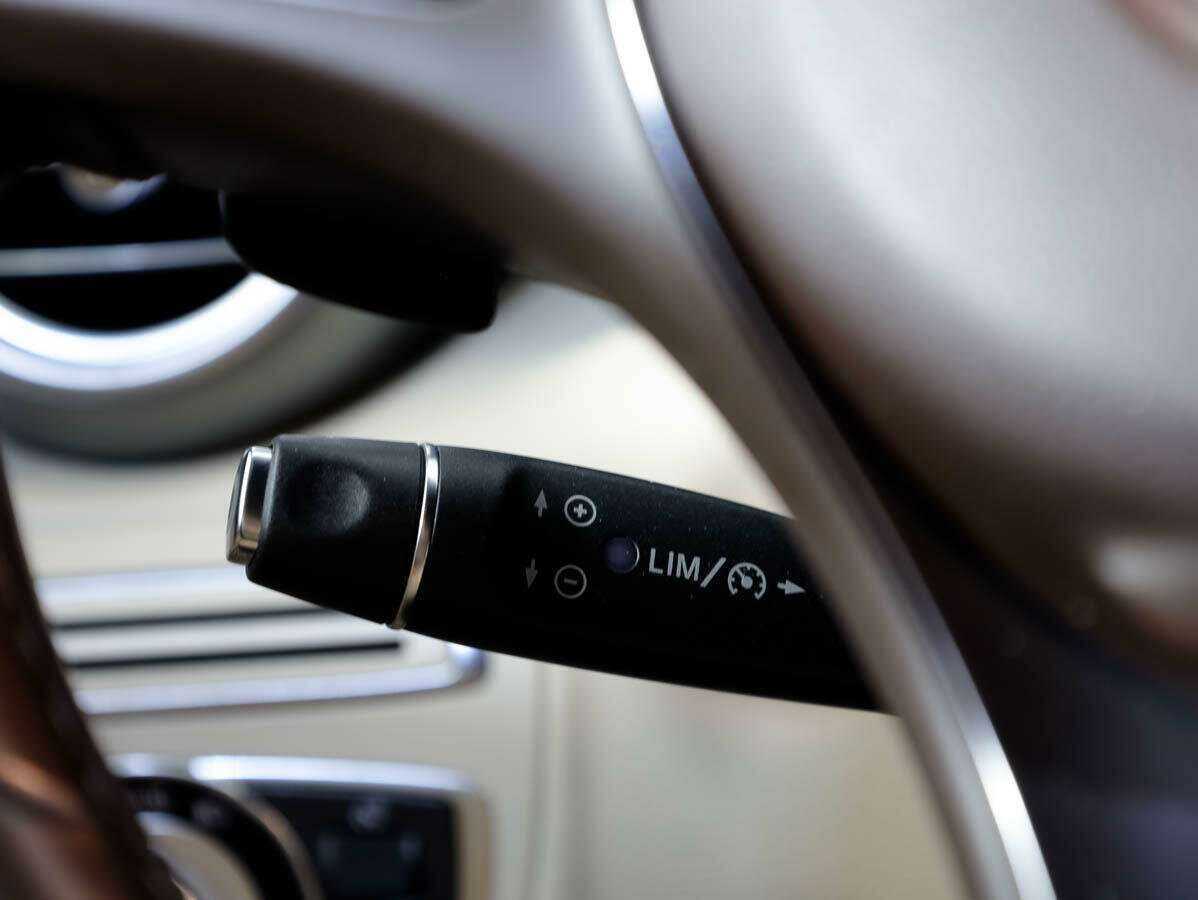 Б/У Мерседес-Бенц Ц-Класс 2015 года. Фото: #15