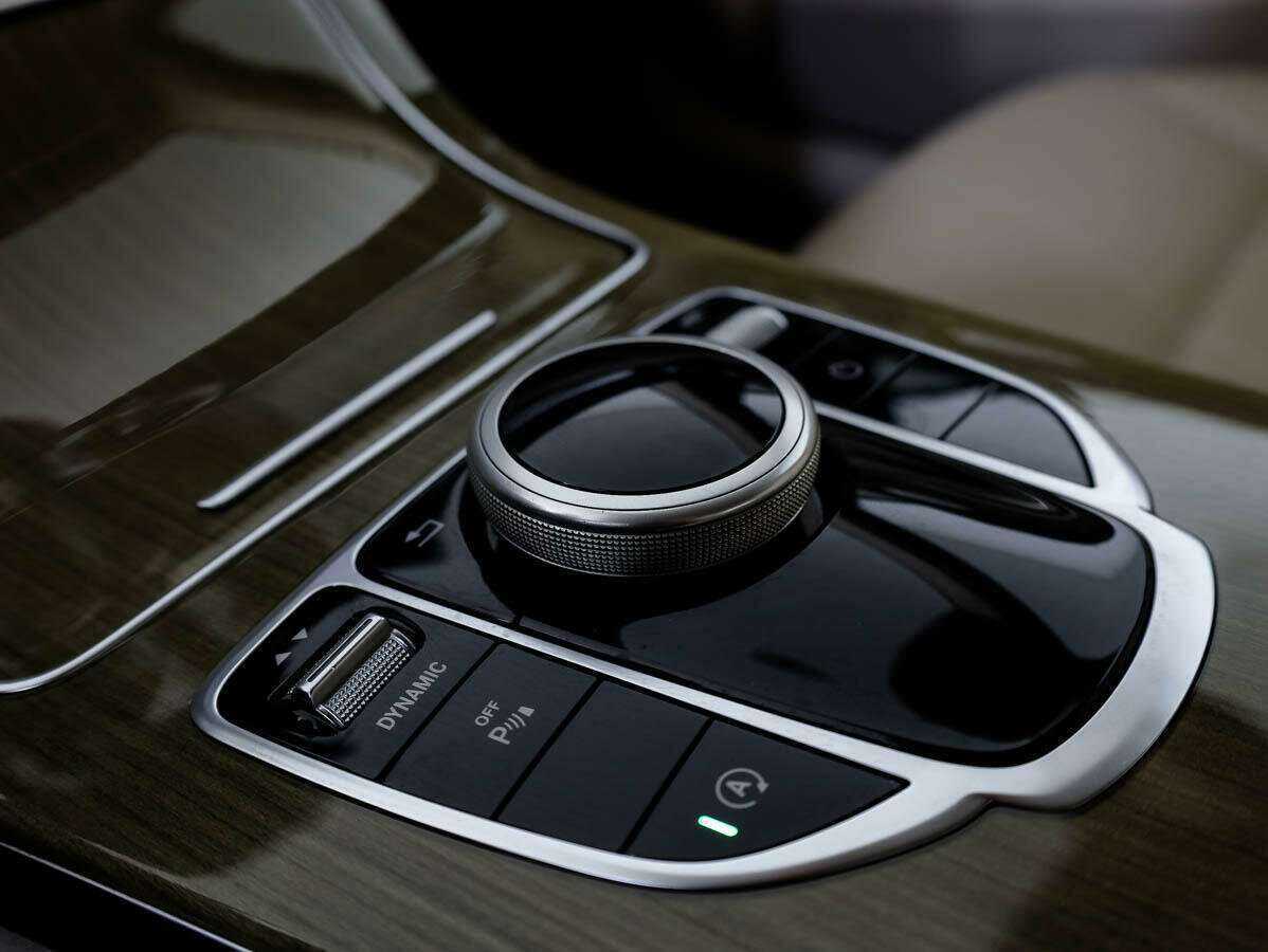 Б/У Мерседес-Бенц Ц-Класс 2015 года. Фото: #23